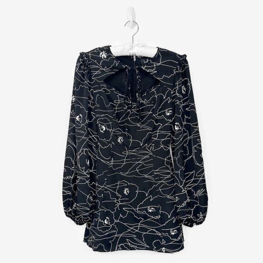 Lulus Chic It Out Mini Dress Size S Black Printed Floral Soft Glam Girlcore Edgy